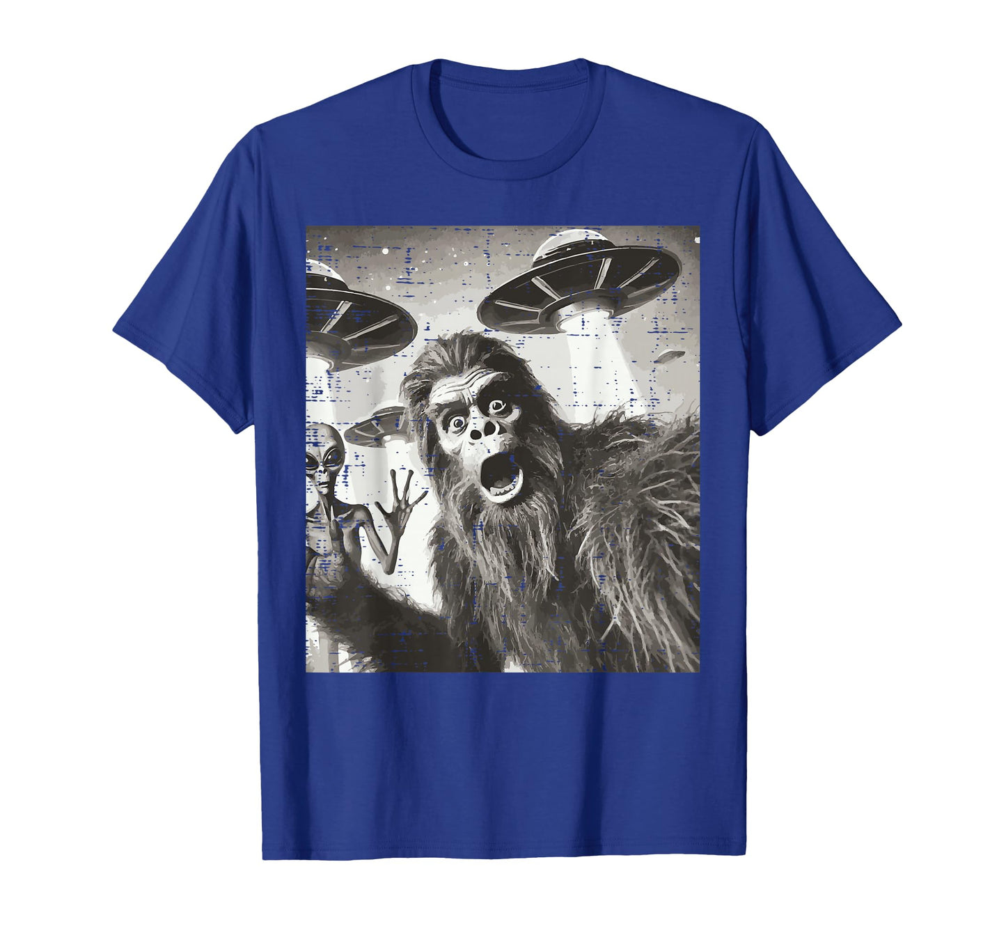 Bigfoot Alien Ufo Selfie Funny Sasquatch Meme Men Women Kids T-Shirt