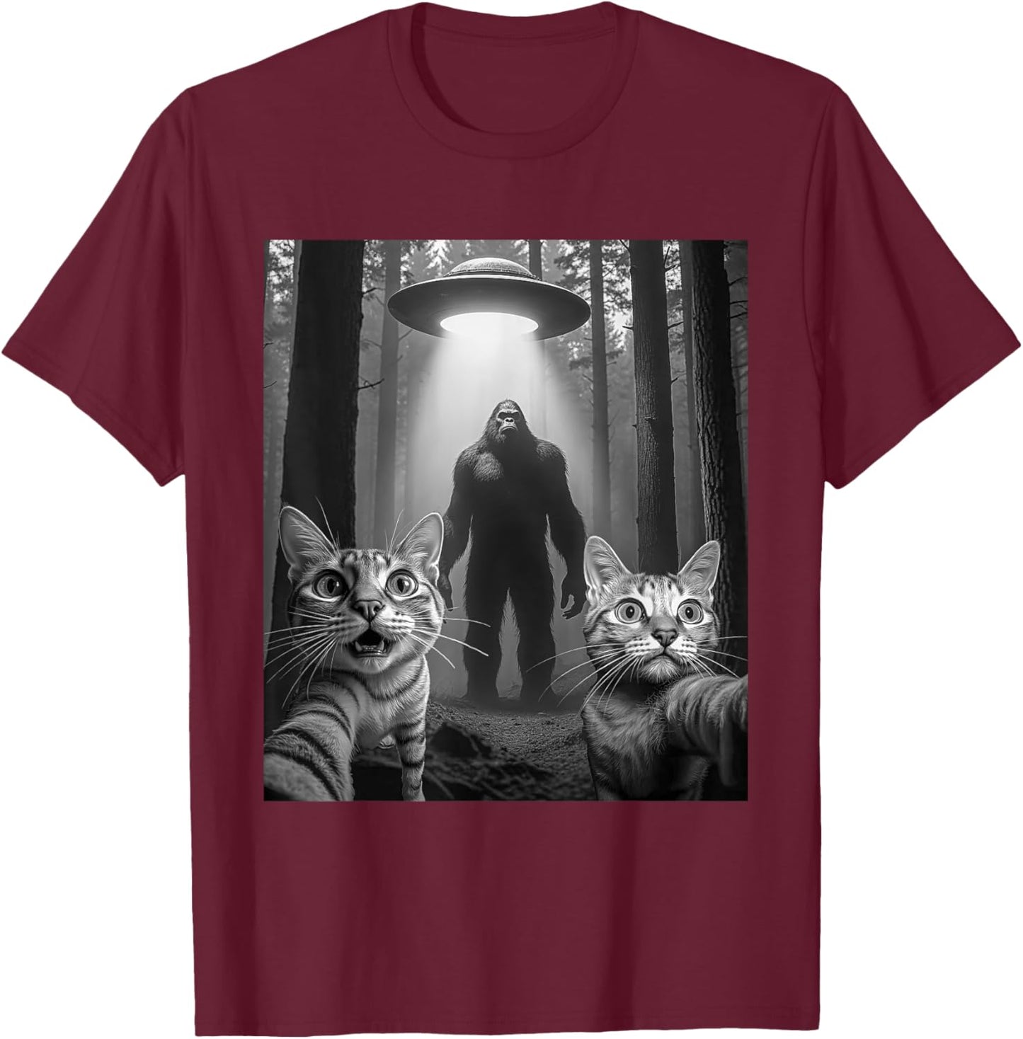 Funny Surprised Cat Selfie With Bigfoot Sasquatch Alien UFO T-Shirt - T-Shirt | Maroon