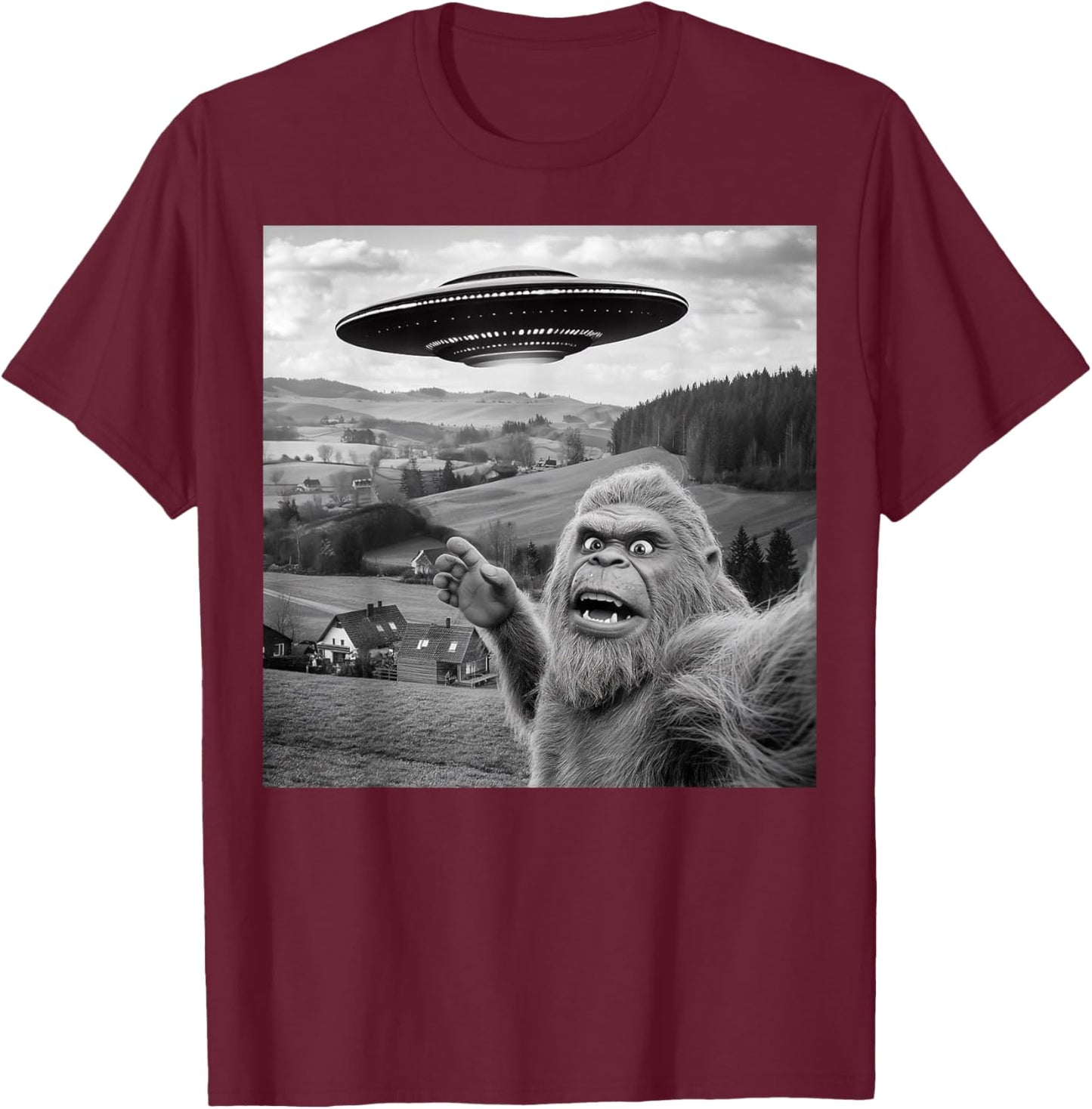Bigfoot Selfie With Alien UFO Funny Gifts Women Kid T-Shirt - T-Shirt | Maroon