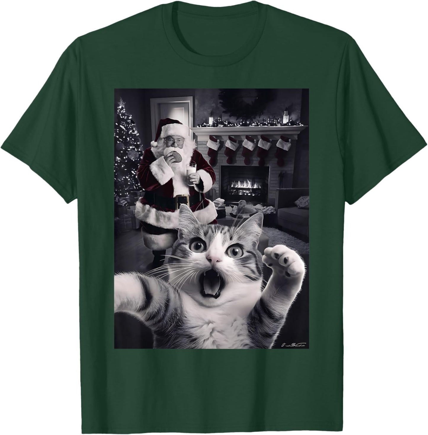 Funny Cat Selfie With Santa Christmas T-Shirt - T-Shirt | Forest