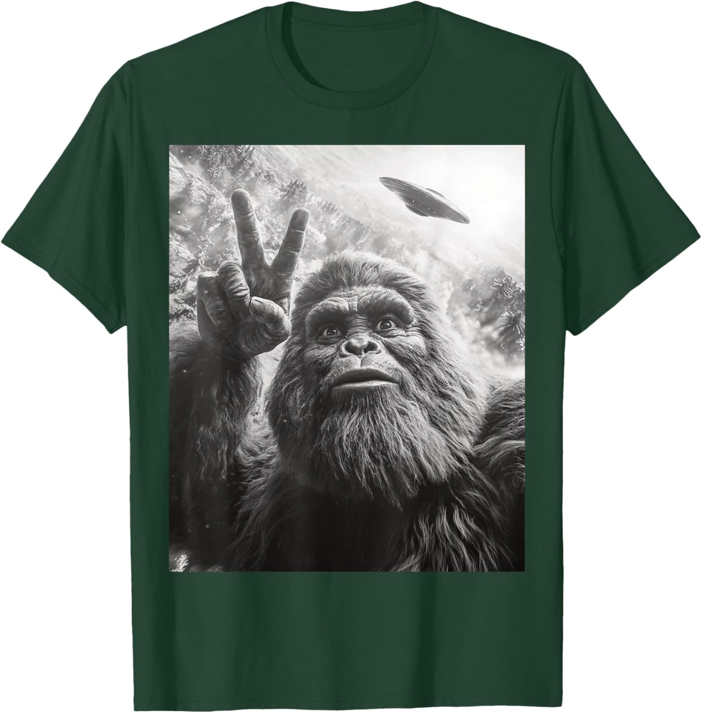 Funny Bigfoot Selfie Sasquatch UFO T-Shirt - T-Shirt | Forest