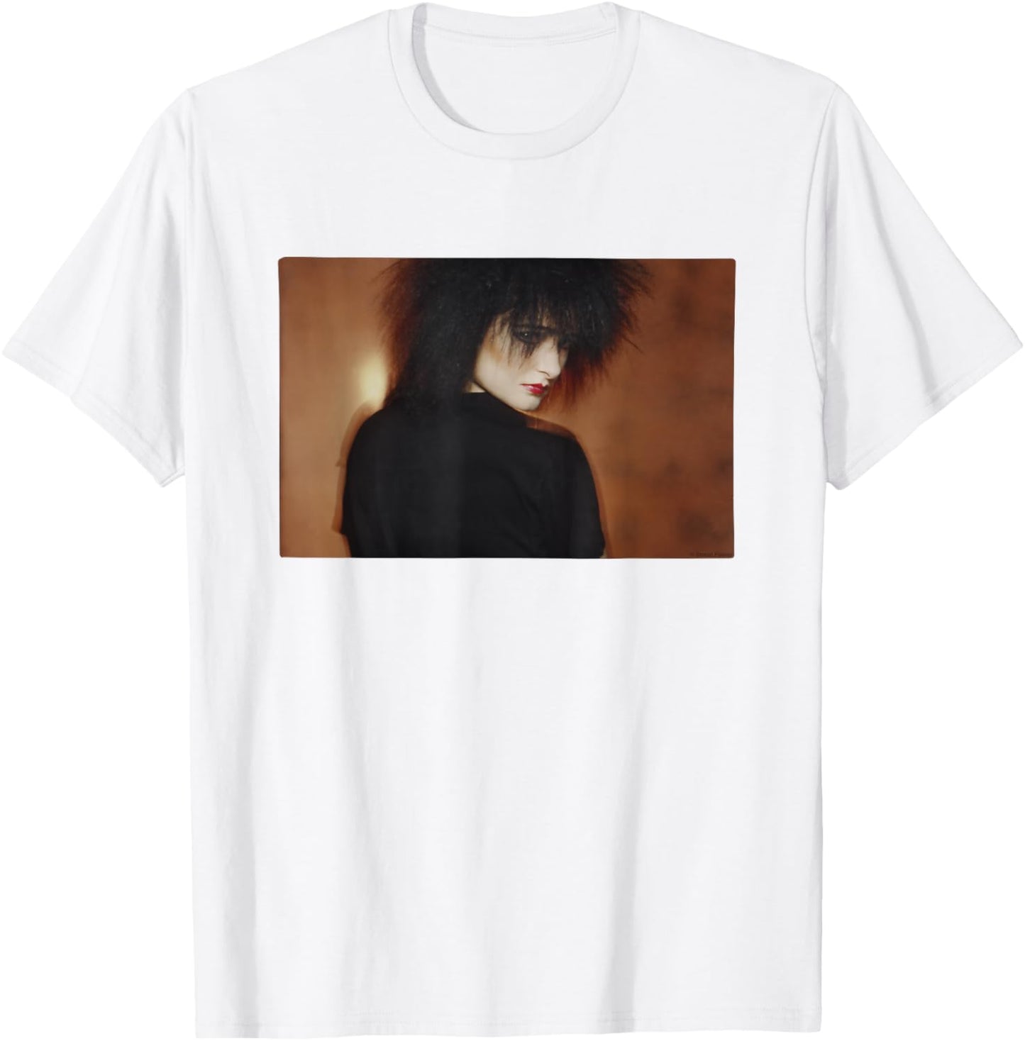Siouxsie Sioux Of The Banshees Portrait By Simon Fowler T-Shirt - T-Shirt | White