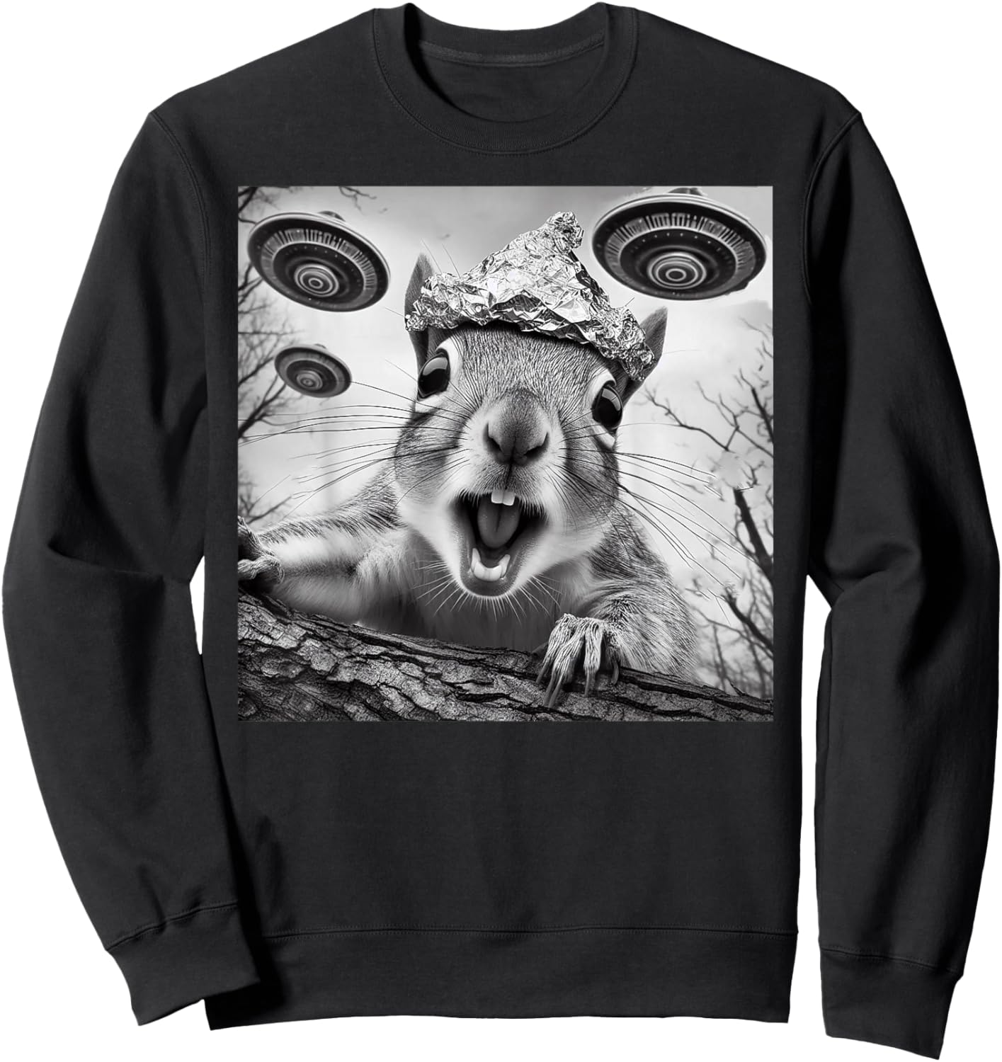 Funny Alien Squirrel Selfie With Tin Foil Hat UFO Encounter Sweatshirt - Sweatshirt | Black