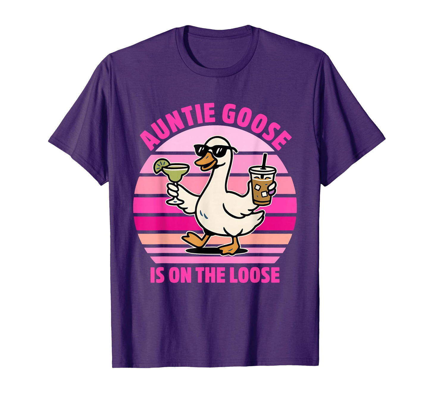 Auntie Goose is On The Loose Vintage Design T-Shirt