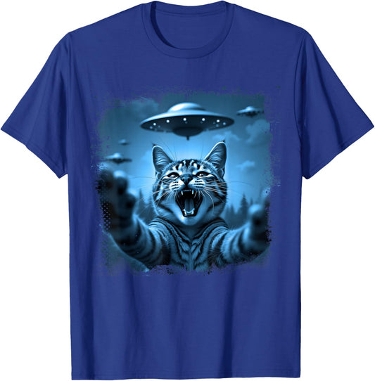 Funny Cat Selfie with UFOs Funny Cats Alien Design T-Shirt - T-Shirt | Royal