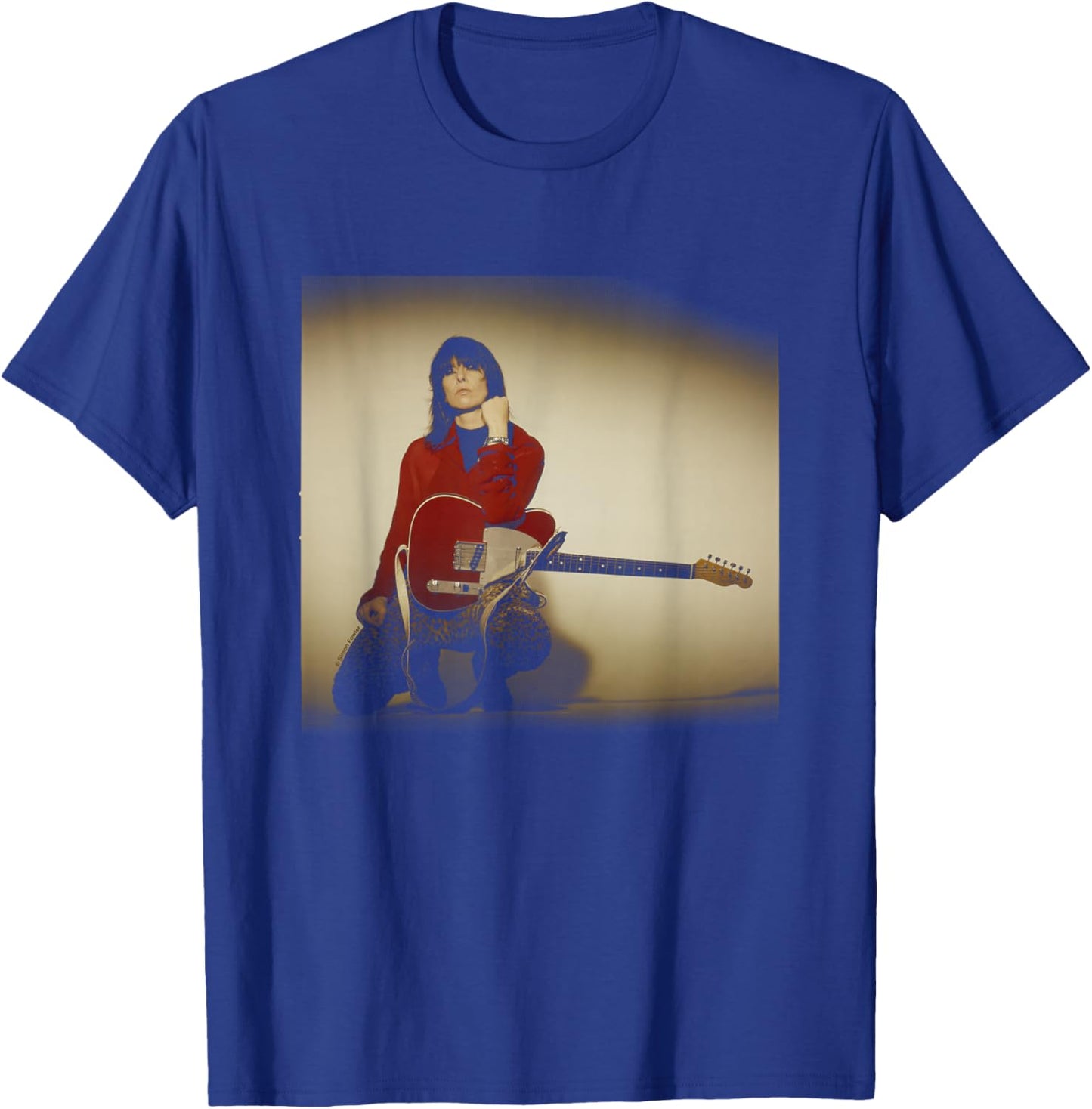 The Pretenders Chrissie Hynde Guitar Shoot By Simon Fowler T-Shirt - T-Shirt | Royal