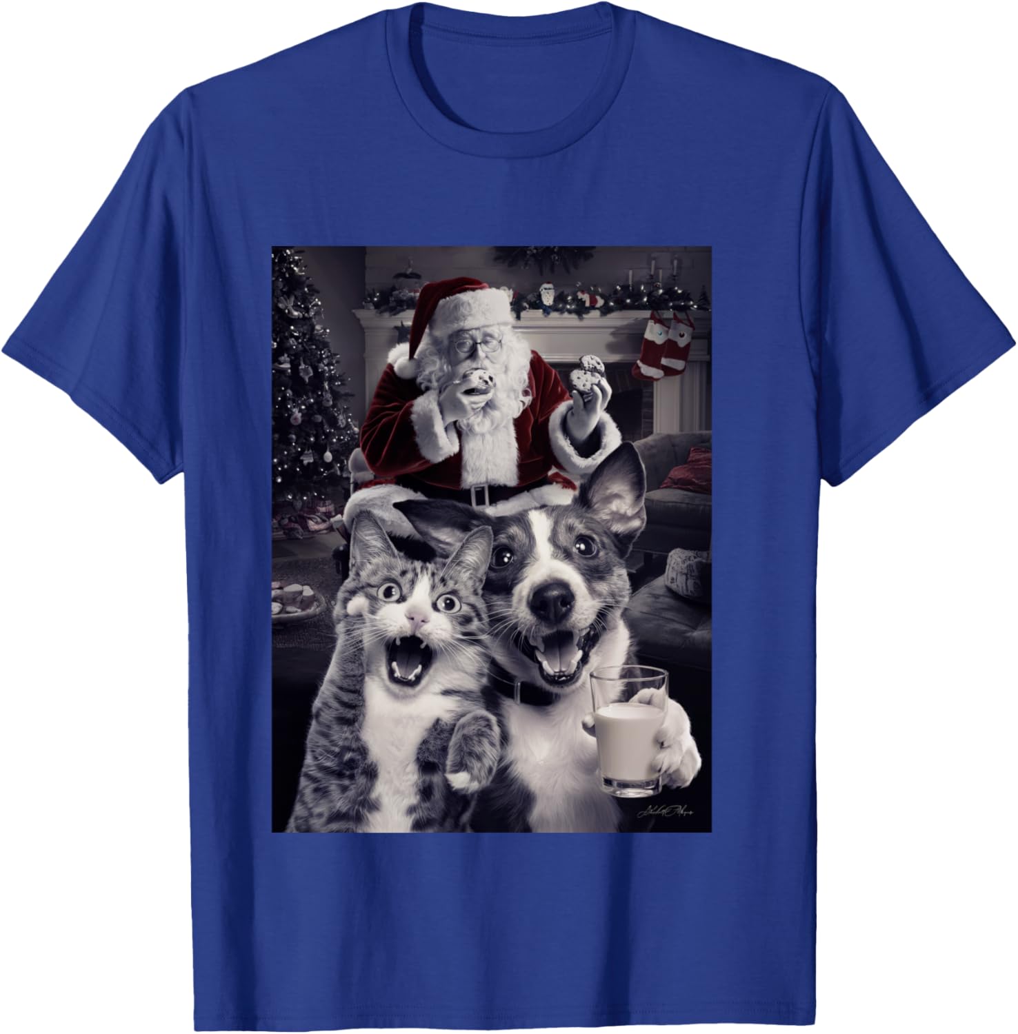 Funny Dog and Cat Selfie With Santa Christmas T-Shirt - T-Shirt | Royal
