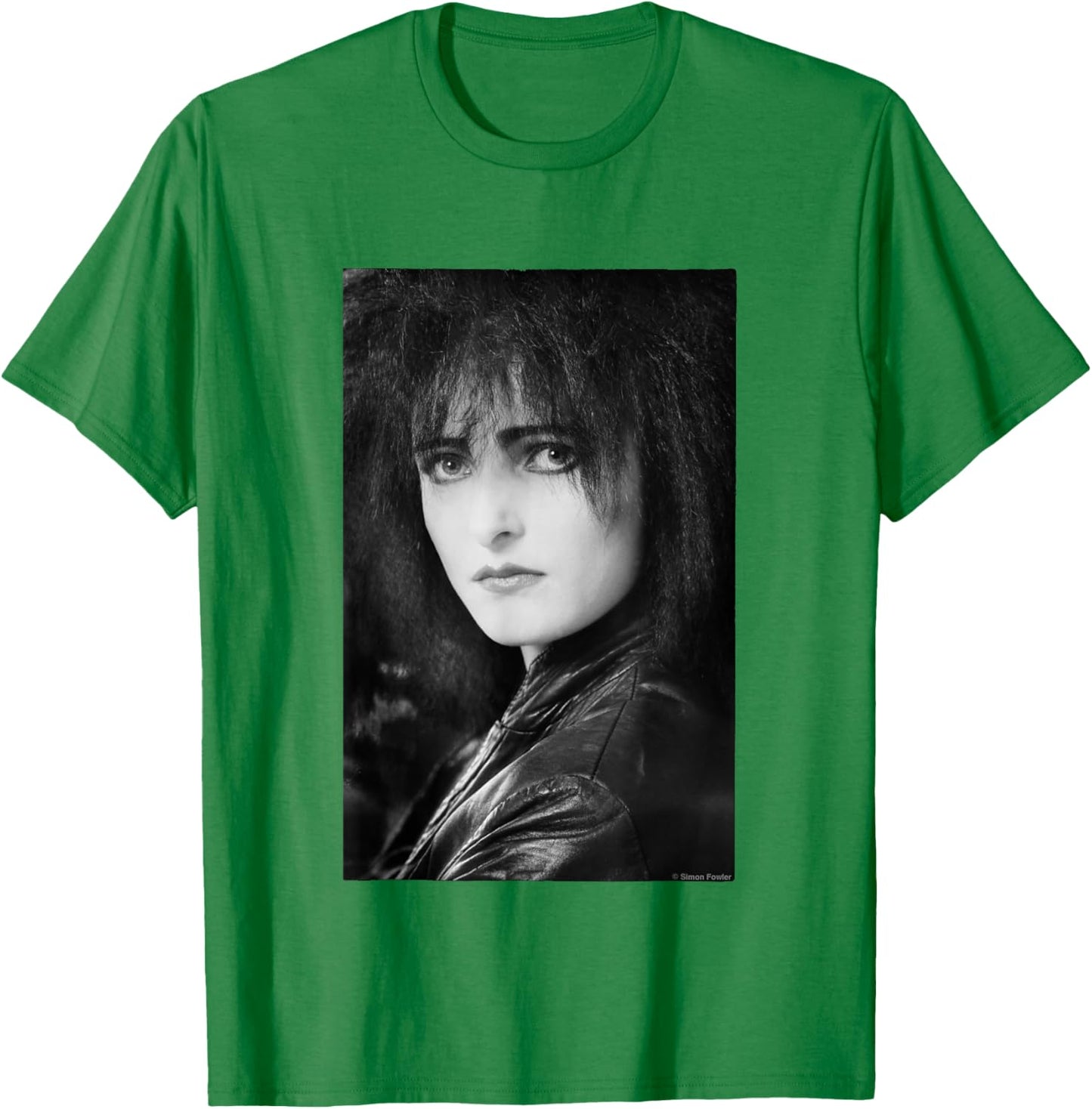 Siouxsie Sioux Singer of The Banshees by Simon Fowler T-Shirt - T-Shirt | Irish Green