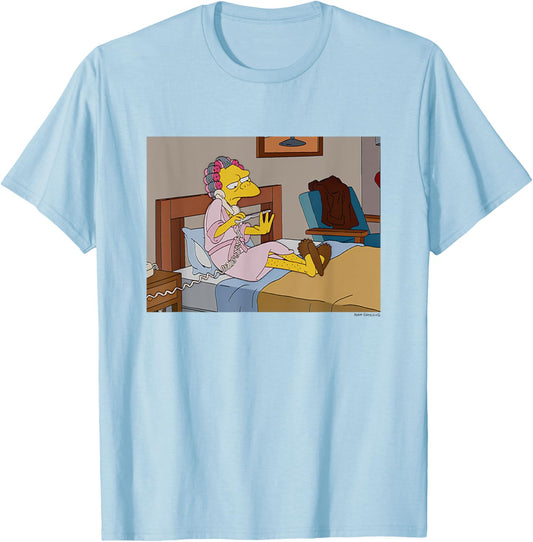 The Simpsons Moe Gossiping Phone Call Big Chest Poster T-Shirt - T-Shirt | Light Blue