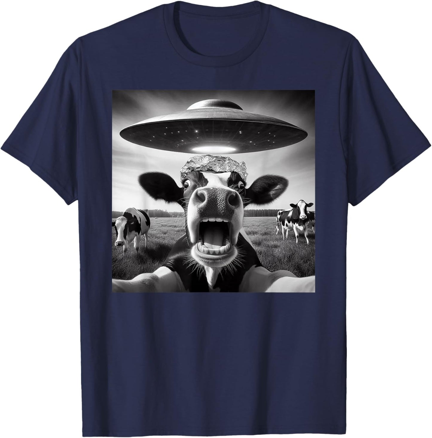 Funny Cow Abduction by UFO Selfie - Hilarious Alien Meme T-Shirt - T-Shirt | Navy