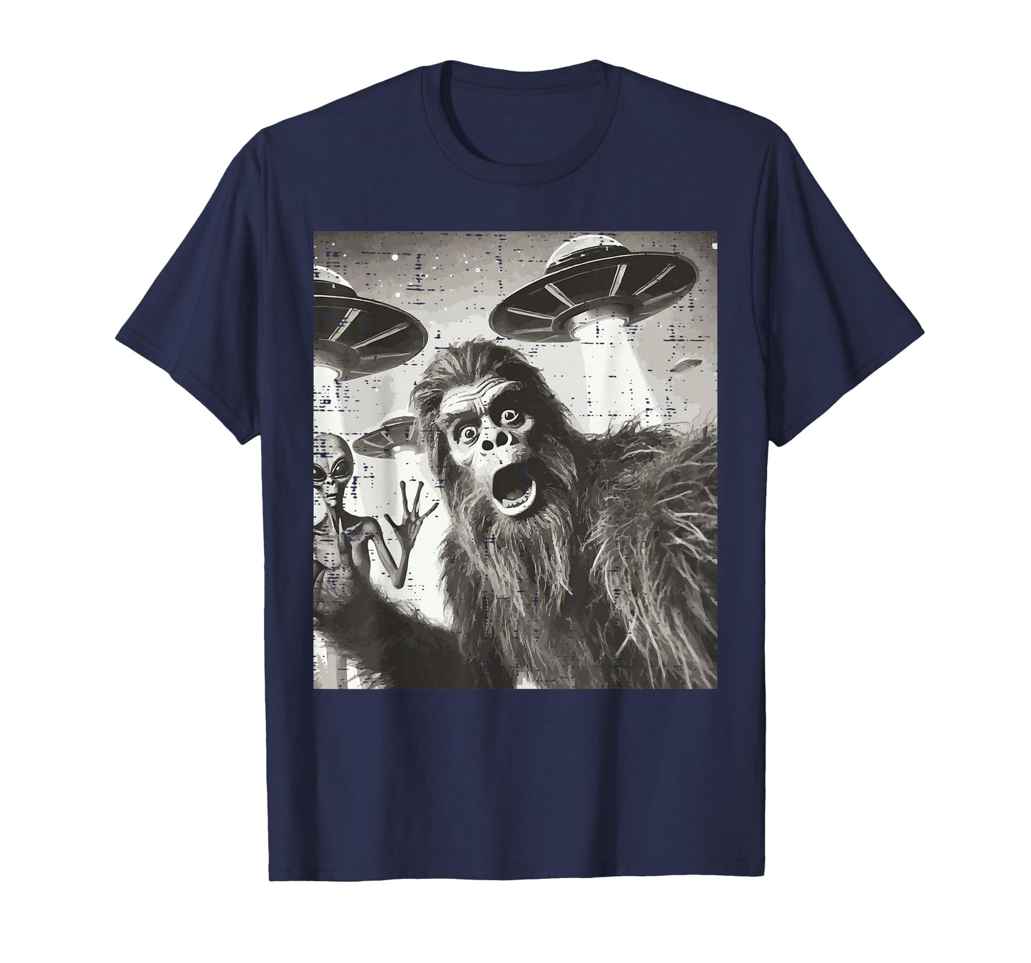 Bigfoot Alien Ufo Selfie Funny Sasquatch Meme Men Women Kids T-Shirt