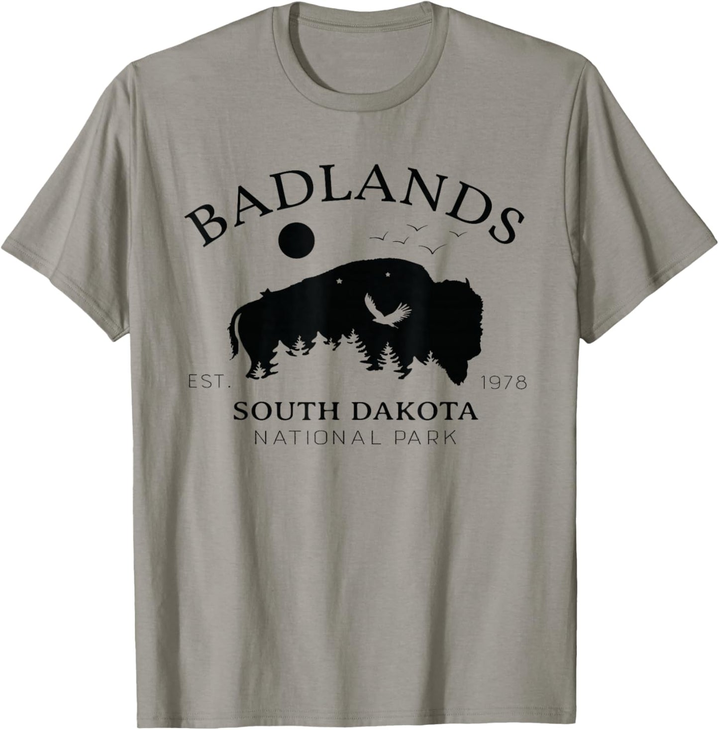 Badlands National Park South Dakota Souvenir Hiking Bison T-Shirt - T-Shirt | Sand