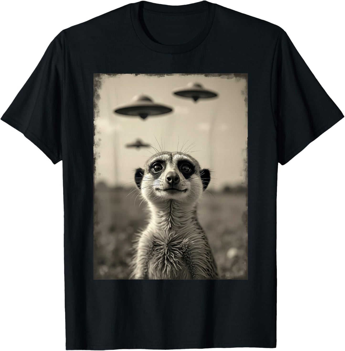 Funny meerkat Selfie with UFOs Weird Alien T-Shirt - T-Shirt | Black