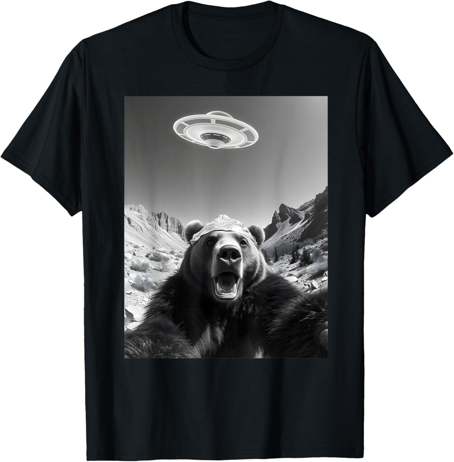 Bear Selfie With UFO Hilarious Alien Encounter Meme T-Shirt - T-Shirt | Black