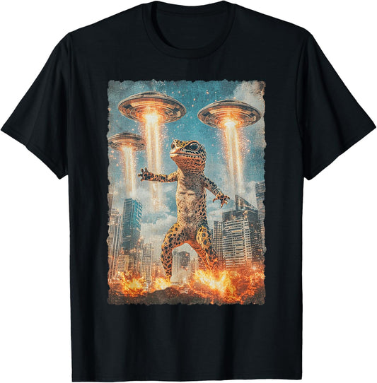 Japanese Anime Kaiju Monster Leopard Gecko Selfie Tokyo UFO T-Shirt - T-Shirt | Black
